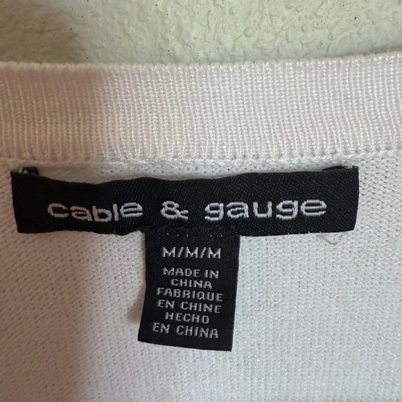 White Sweater - Picture 4 of 4